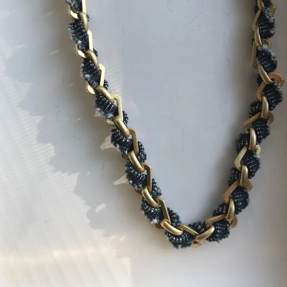LUCKY BRAND LINK NECKLACE WITH RIBBON INSERT - GOLD TONED WRAP BRACELET